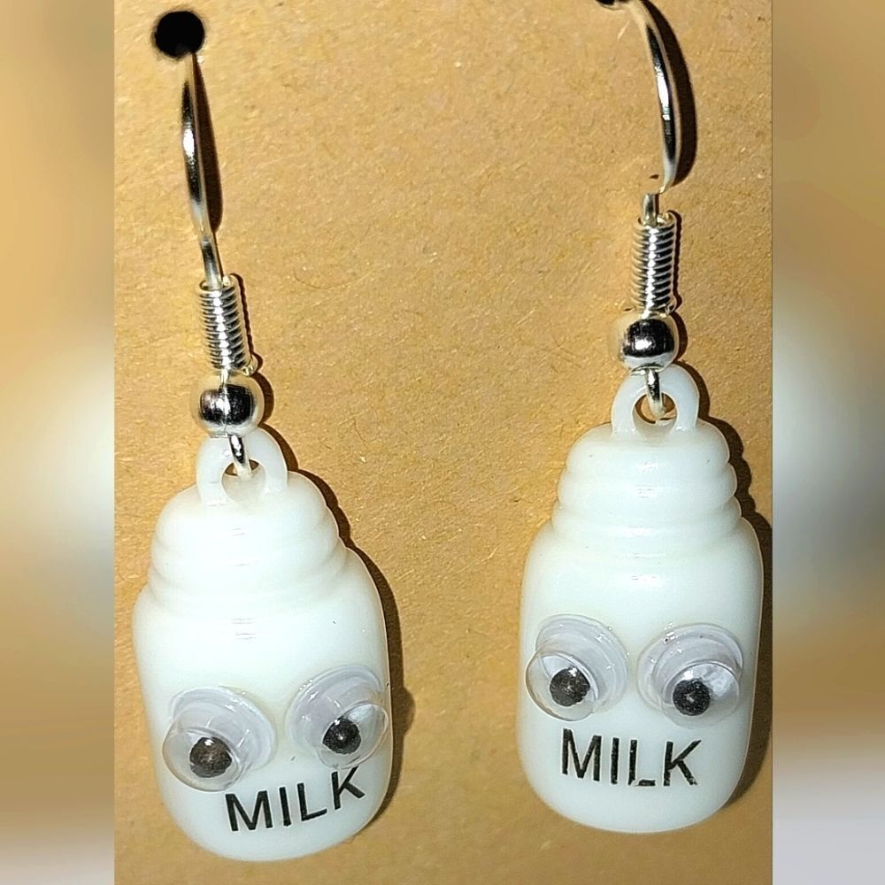 Super cute milk earrings For Adults And Kids - Picture 6 of 7